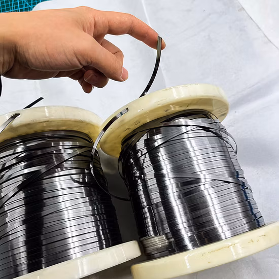 Fil de nitinol à mémoire de forme plate super élastique Astmf2063 0,025 mm 0,03 mm 0,035 mm 0,04 mm Niti